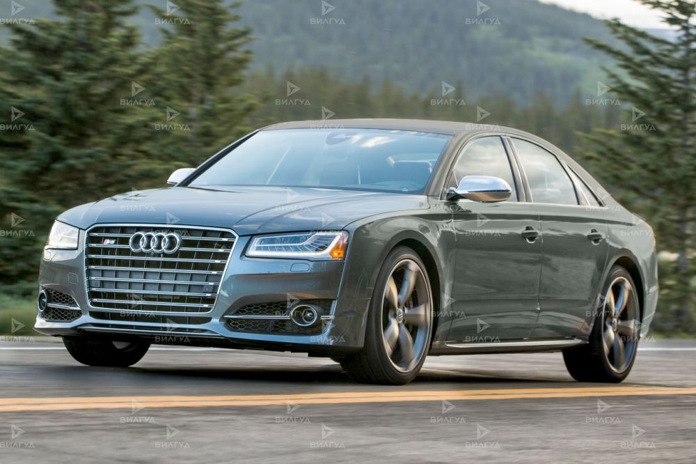 Замена сальника коленвала Audi S8 в Саратове